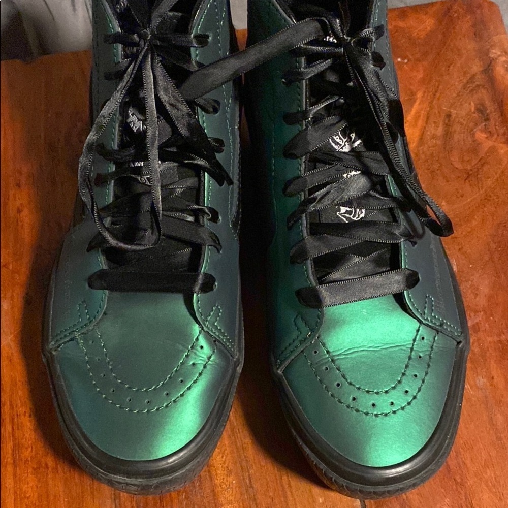 Vans Green and Black Lace-Up Boots with Signature Style Harry Potter Edition - Picture 3 of 8